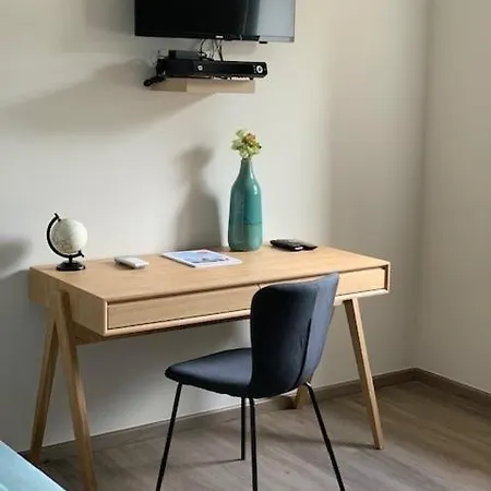 B&B Elzartwinning Hasselt Buitenkant foto